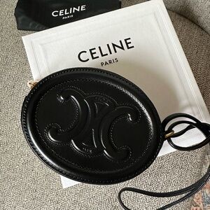 CELINE oval handbag (new)